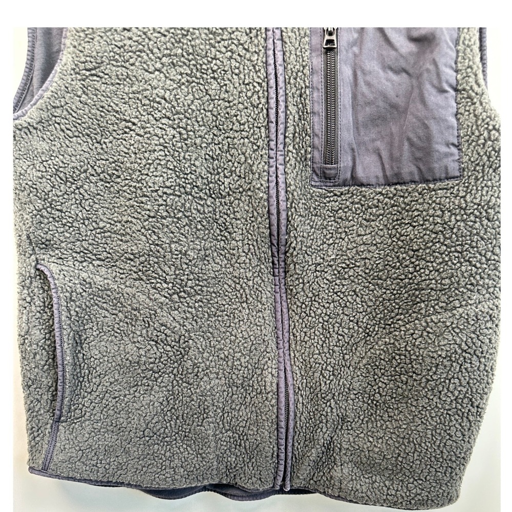 J. Crew Sherpa Fleece Vest Gray Full Zip Gorpcore Outdoorsy Minimalist Small - Picture 6 of 10
